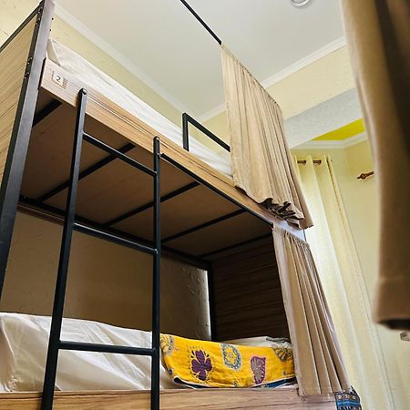 Хостел Sweet Home Бишкек Экстерьер фото