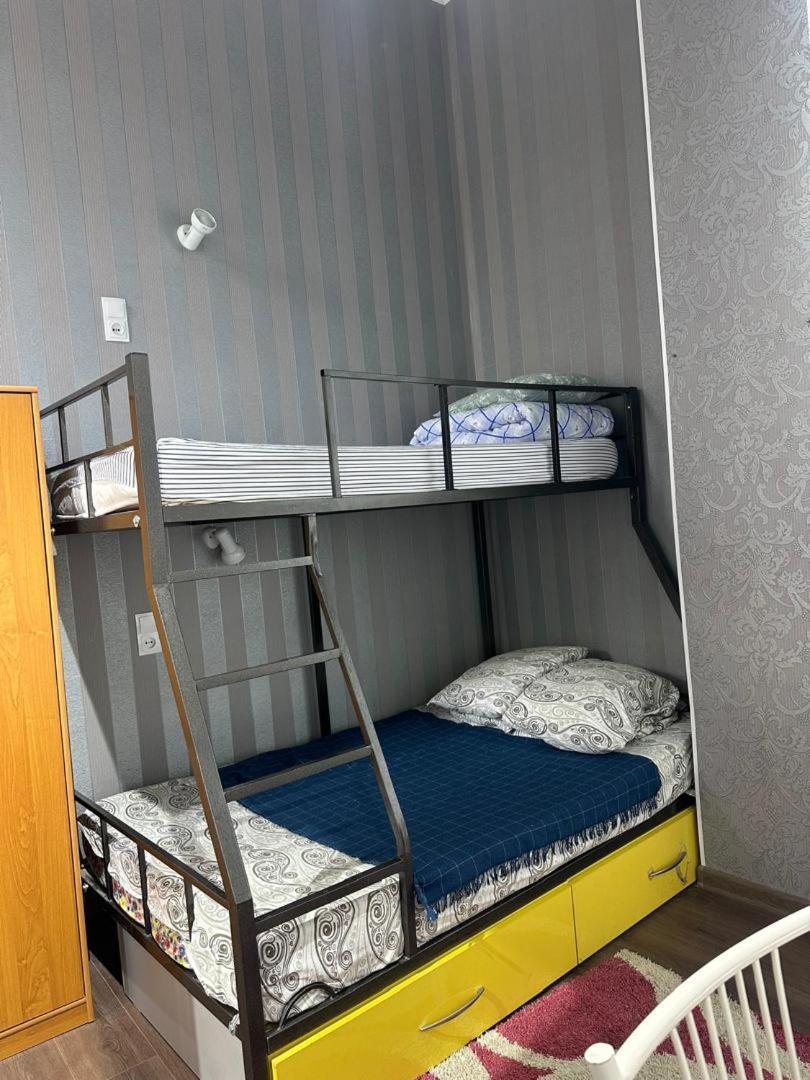 Хостел Sweet Home Бишкек Экстерьер фото